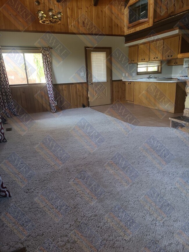 Foto del edificio - Coming Soon! Call Office for more information