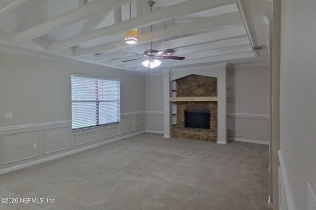 Foto del edificio - 4324 Queensway Dr