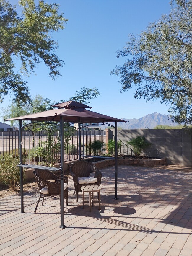Foto del edificio - 7369 W Magdalena Ln