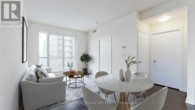 Photo du bâtiment - 4011 Brickstone Mews