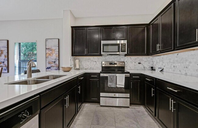 Foto del edificio - 4637 Silver Saw Ln