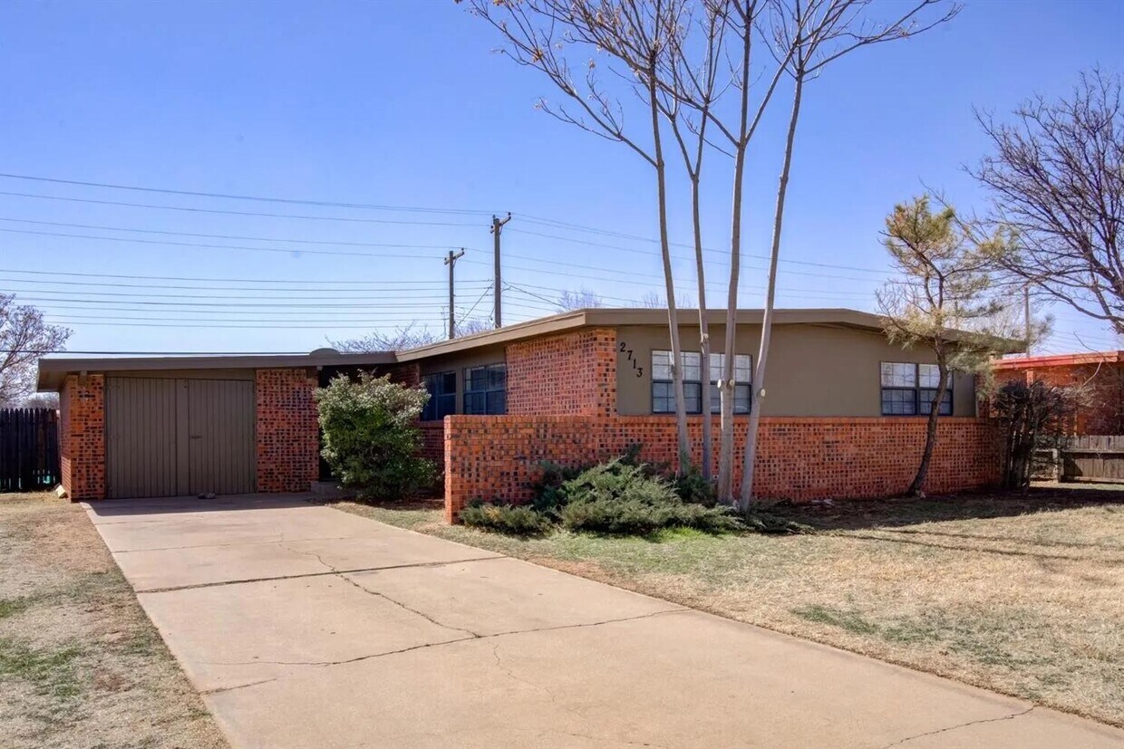 Foto principal - 2713 65th St