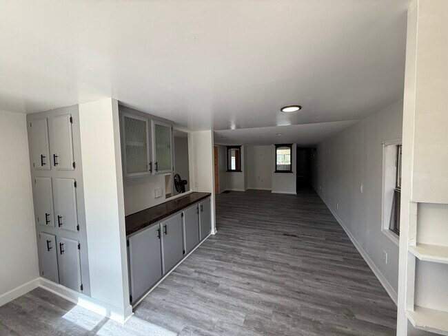 Foto del edificio - 18312 Hollister Rd