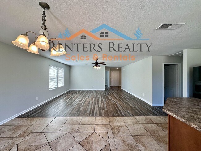 Building Photo - 3 Bedroom House in Harvest