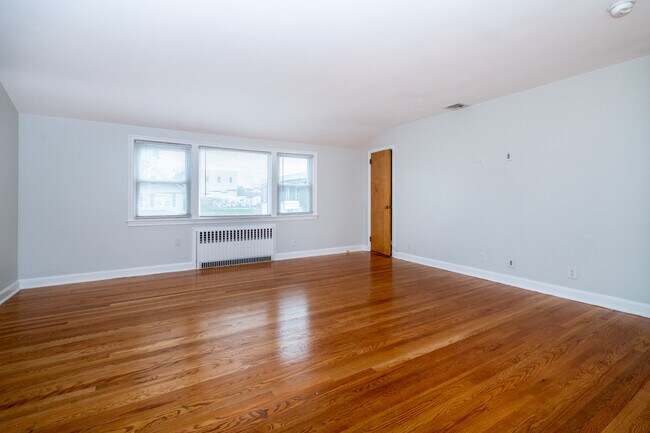 Foto del edificio - 324 Mt Pleasant Ave