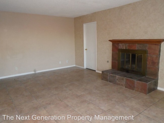 Building Photo - 4 br, 2.5 bath House - 3824 Pamplona Street