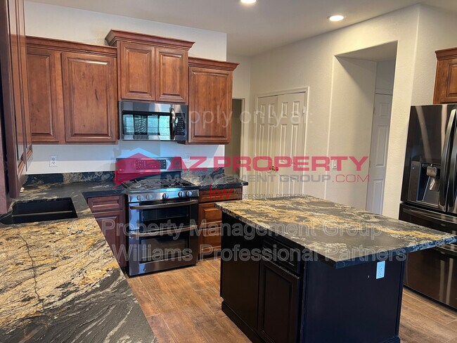 Foto del edificio - 40731 N Courage Trail