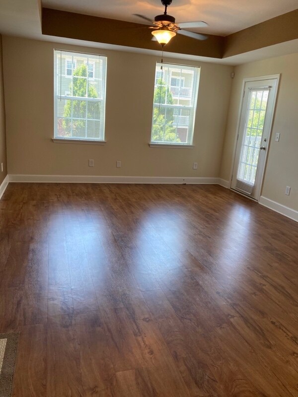 Foto principal - 8205 Lenox Creekside Dr
