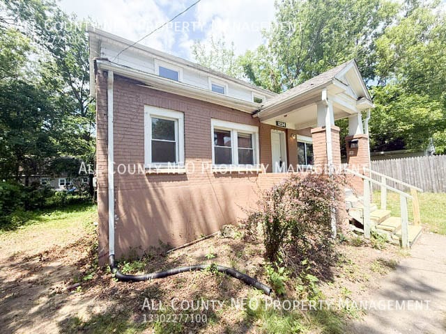 Building Photo - 1234 Winton Ave