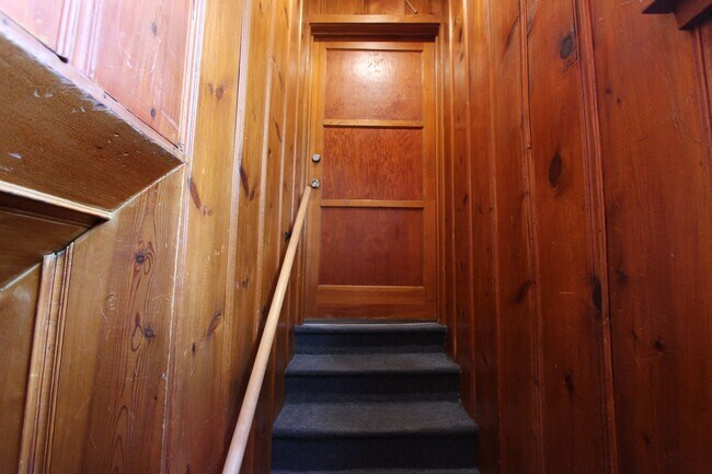 Foto del edificio - 908 1/2 N Humphreys St