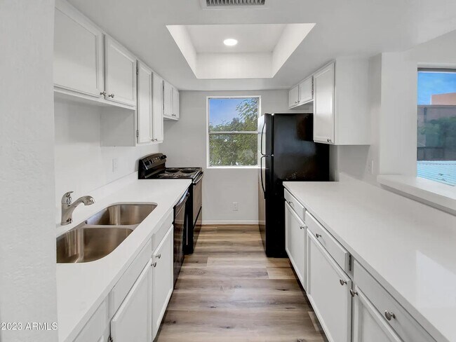 Foto del edificio - charming 2 bedroom, 2 bathroom home