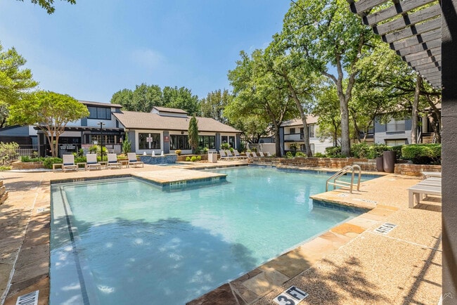 Building Photo - Parks at Treepoint