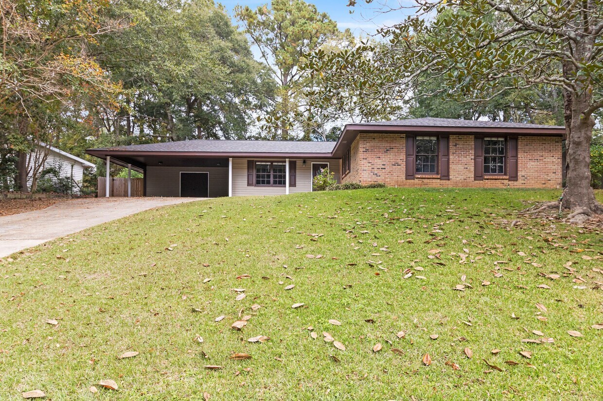 Primary Photo - 212 Cherry Hill Rd