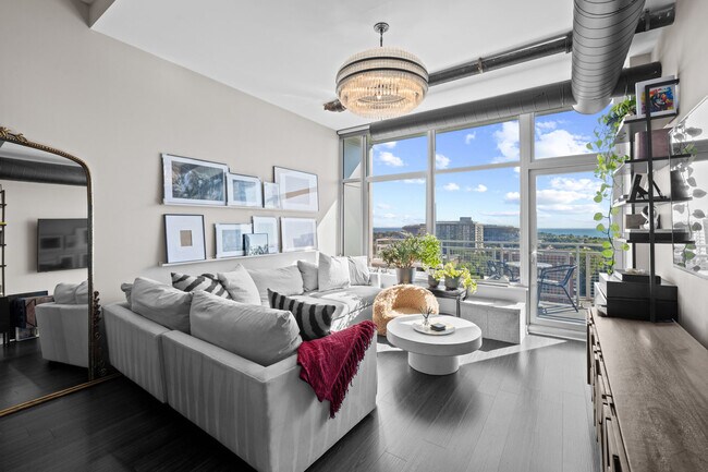Foto del edificio - 50 E 16th St