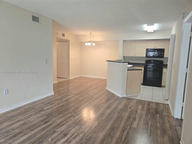 Foto del edificio - 4151 San Marino Blvd