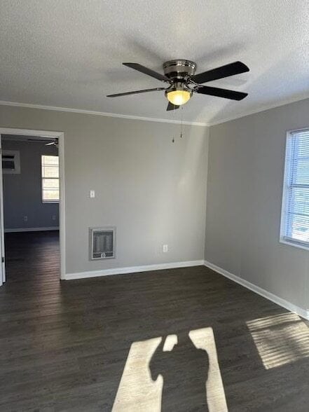 Foto del edificio - 363 Highland Ave NW