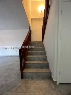 Building Photo - 4081 Forest Hill Dr