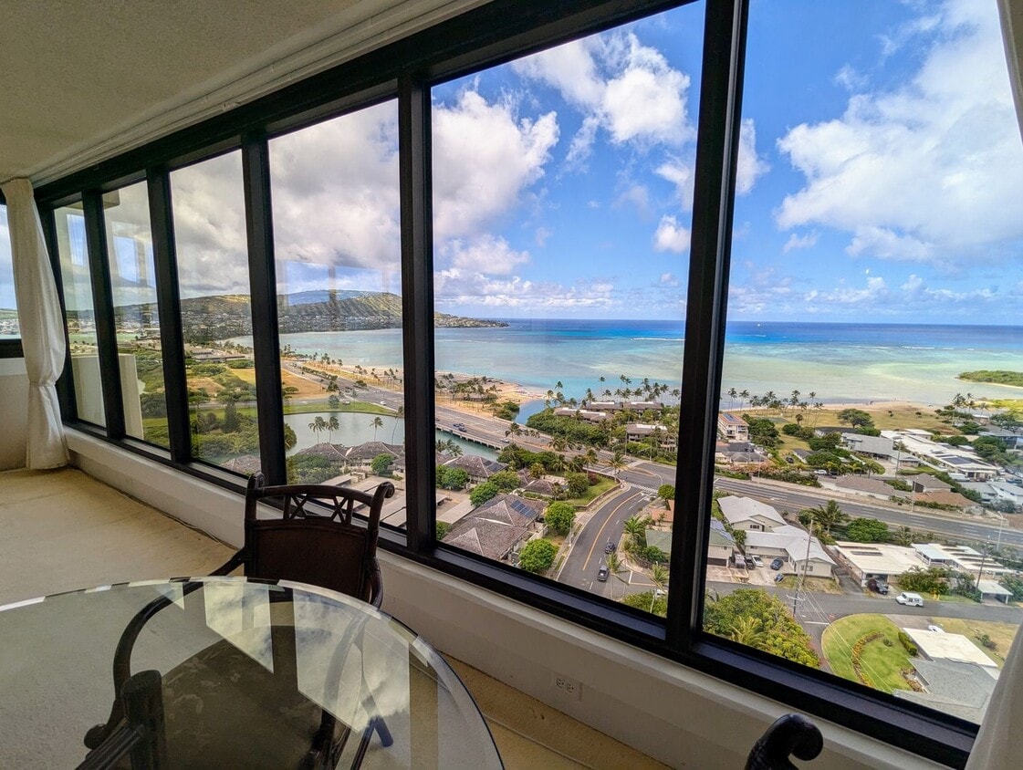 Primary Photo - Jaw dropping views from this large 1,644 s...