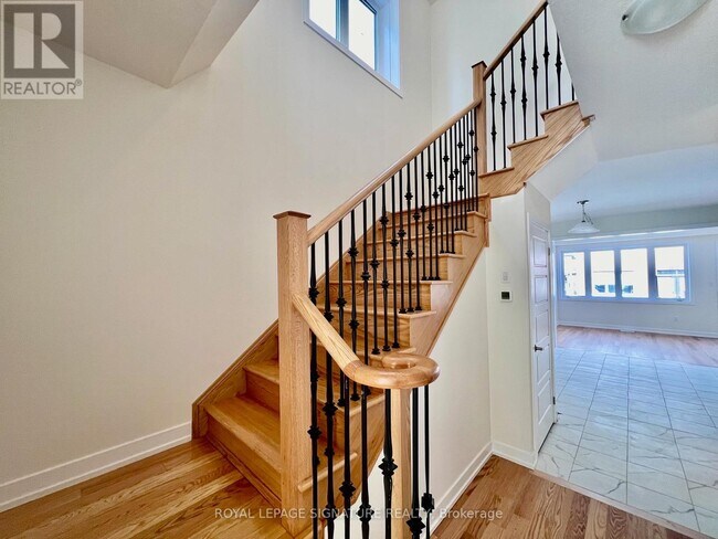 Building Photo - 26 Monteith Dr