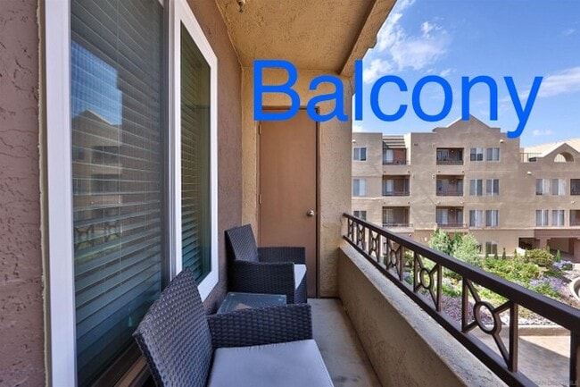Building Photo - 8889 Caminito Plaza Centro