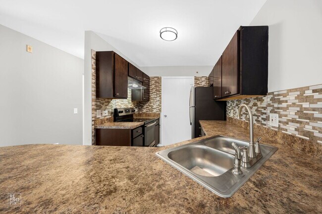 Foto del edificio - 1545 Crystal Rock Ct