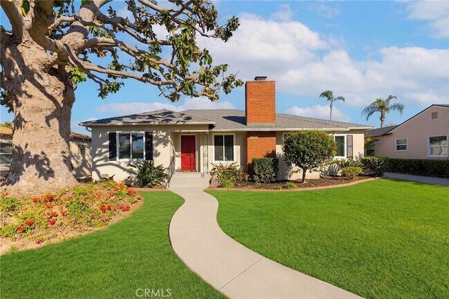 Foto del edificio - 1505 N Rosewood Ave