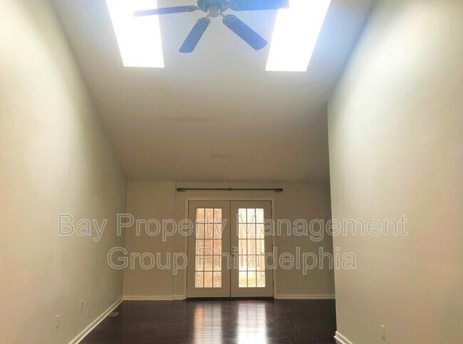 Foto del edificio - 1605 S 12th St