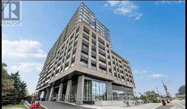 Building Photo - 86 Dundas St E