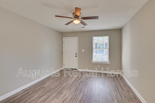 Foto del edificio - 1718B Hicks Street