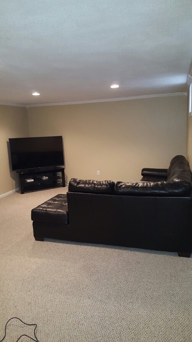 Foto del edificio - 7814 Rocky Glen Pl