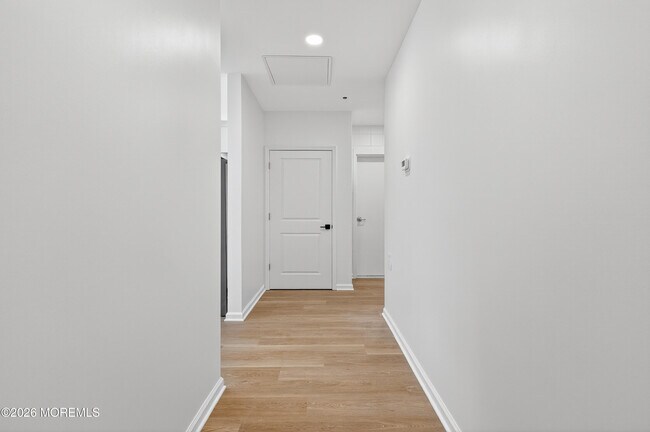 Foto del edificio - 253 Mantoloking Rd