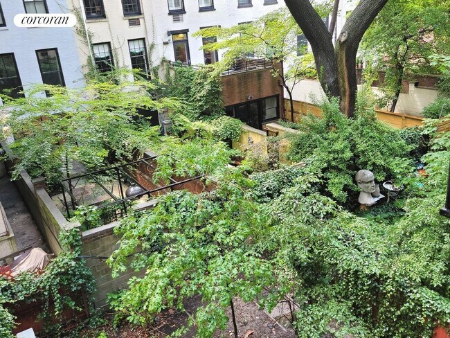 Foto del edificio - 430 E 85th St