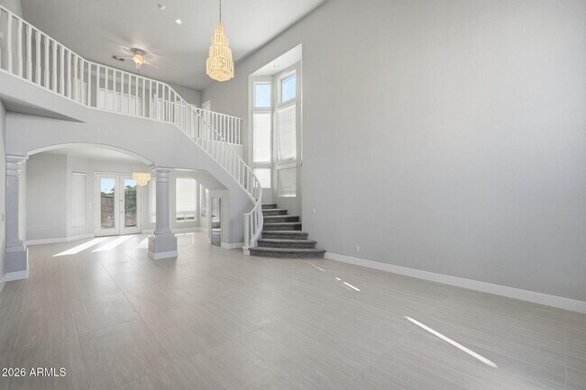 Building Photo - 1425 W Commerce Ave