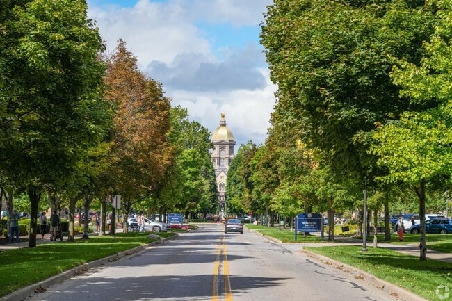 There are plenty of green spaces to enjoy in South Bend with the campus so close.