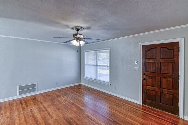 Foto del edificio - 2 bedroom/1 bathroom - Centrally Located in Norman!!