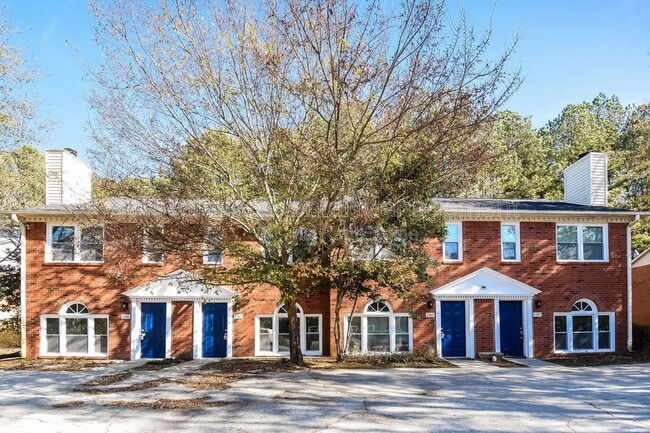 Photo - 1307 Sweet Pine Dr House