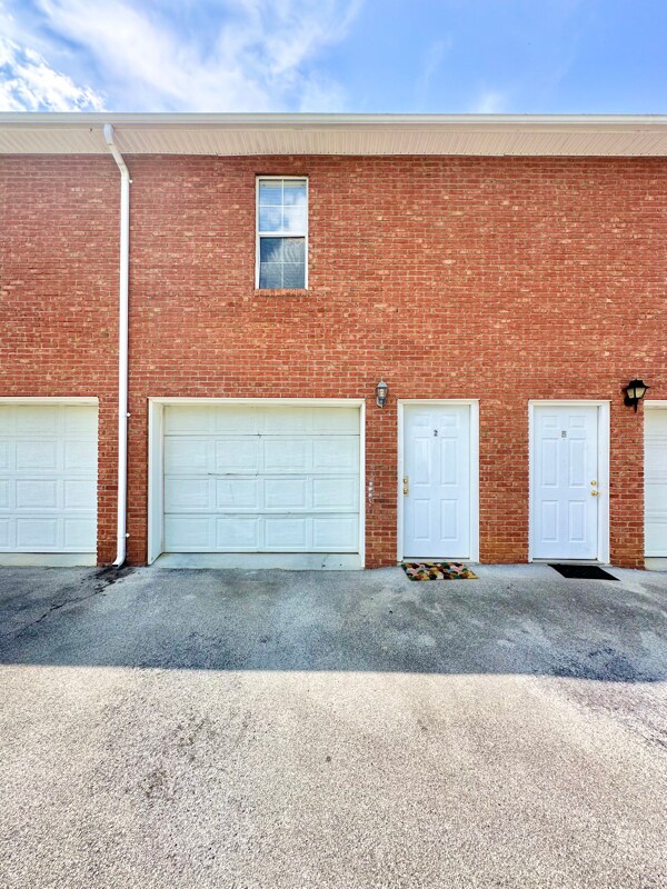 Foto del edificio - 805 Old Gray Station Rd