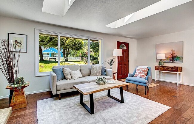 Foto del edificio - 18322 9th Ave NE