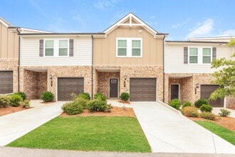 Building Photo - 906 Ridge Ln