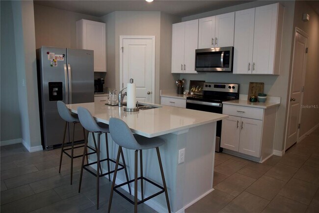 Foto del edificio - 2710 Chestnut Creek Place