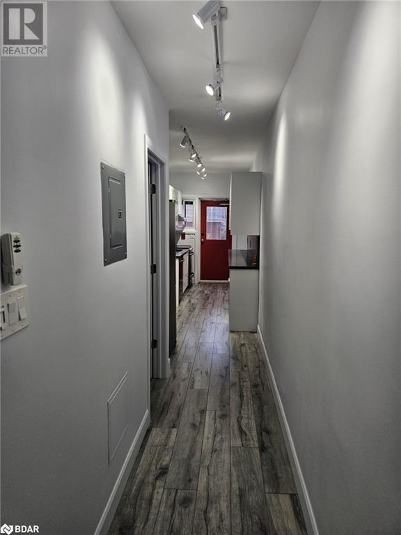 Photo du bâtiment - 479 Aberdeen Ave