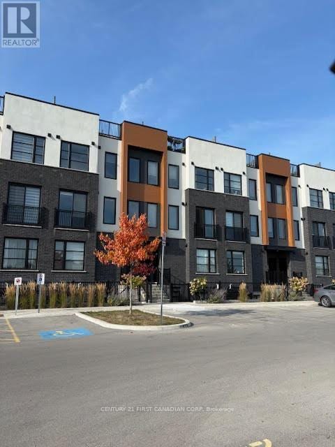 Building Photo - 3900-3900 Savoy St