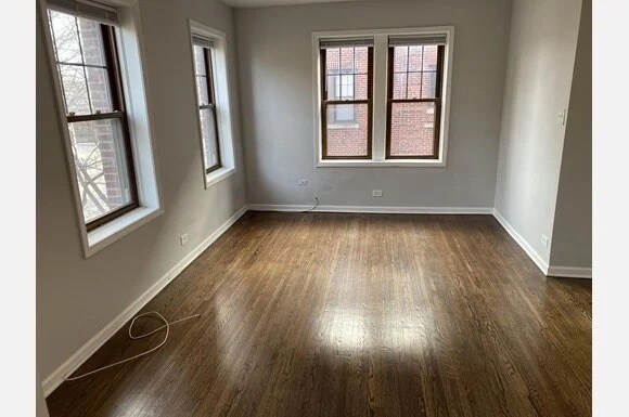 Foto del edificio - 3712 N Sheffield Ave