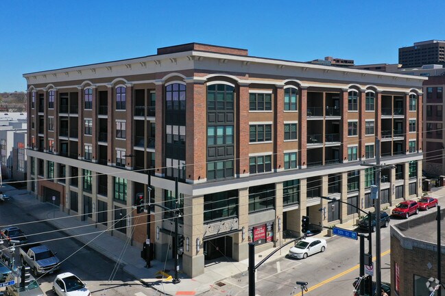 Centropolis on Grand Apartments Kansas City, MO