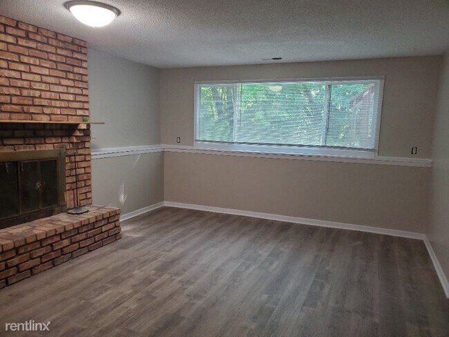 Building Photo - 4 br, 2 bath House - 1840 55th st E