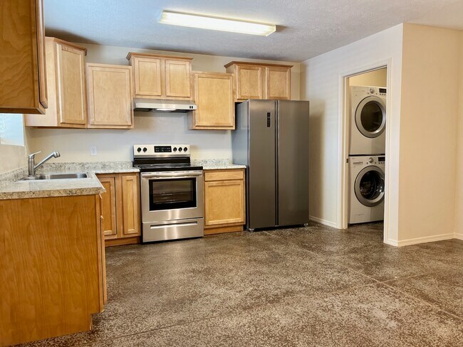 Building Photo - 23221 Gavin Way, Unit APT 1
