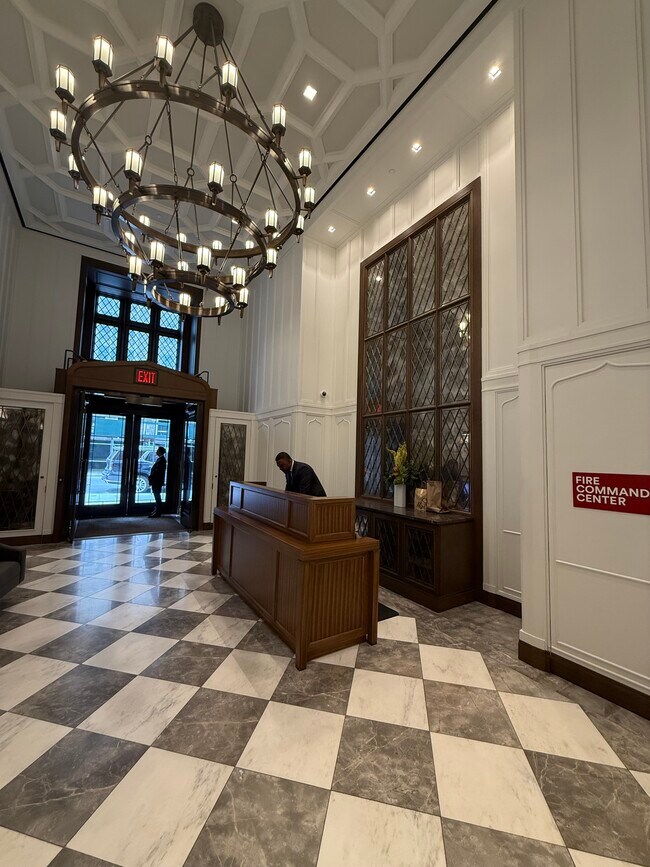 Attended Lobby - 100 Claremont Ave