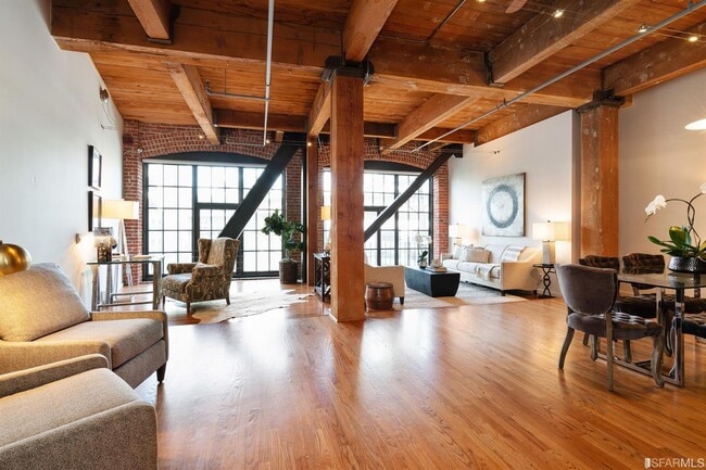 Building Photo - 355 Bryant St
