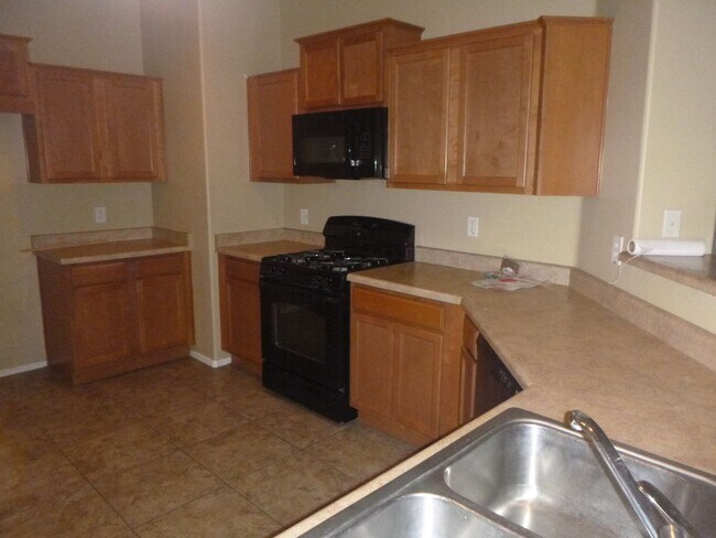 Building Photo - Beautiful 3 bdrm in Anthem at Merrill Ranch