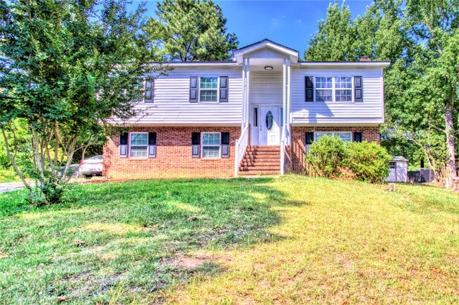 Building Photo - 209 Bayberry Ln